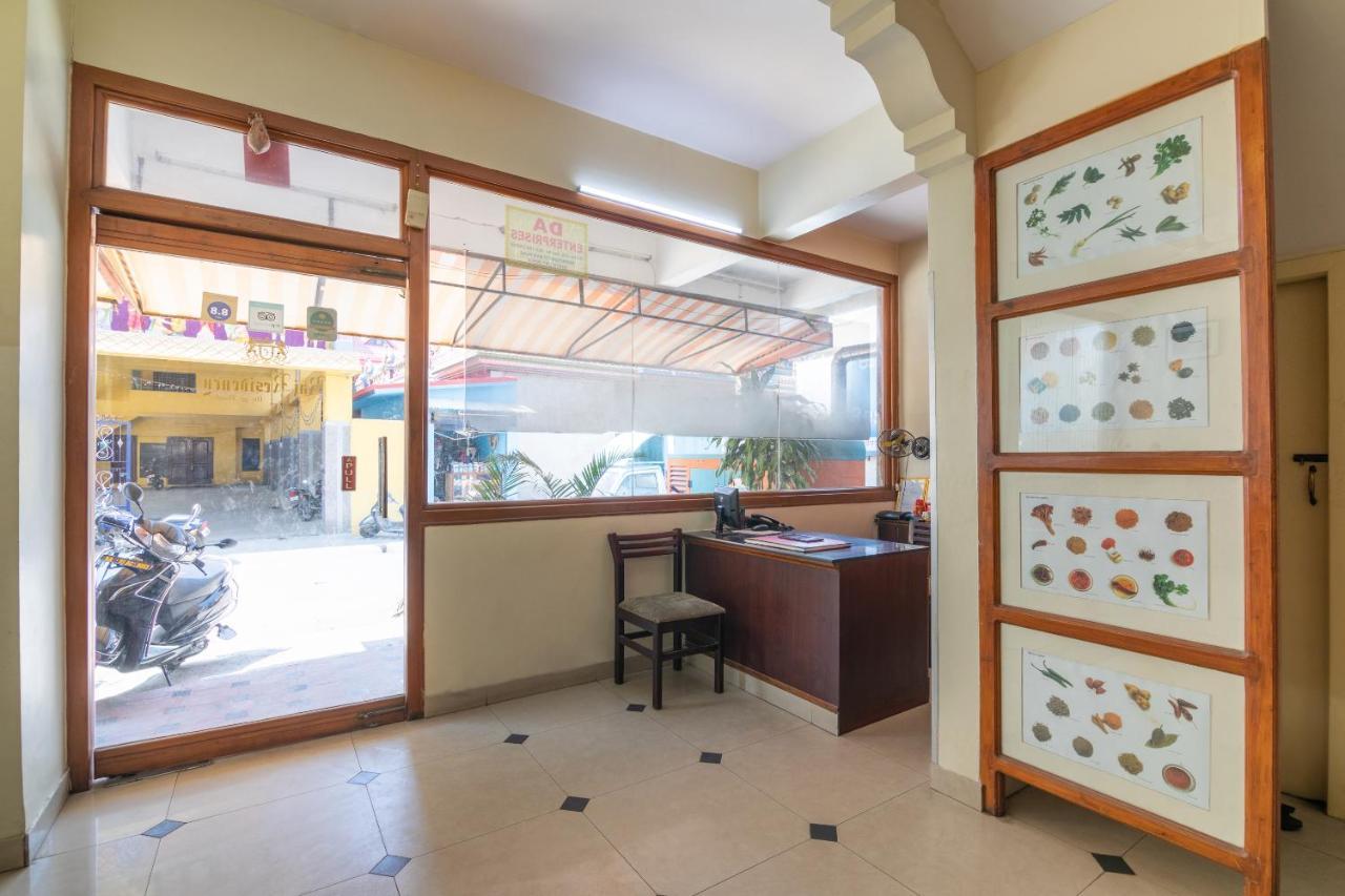 Oyo 10478 Raj Residency Hotell Bangalore Eksteriør bilde