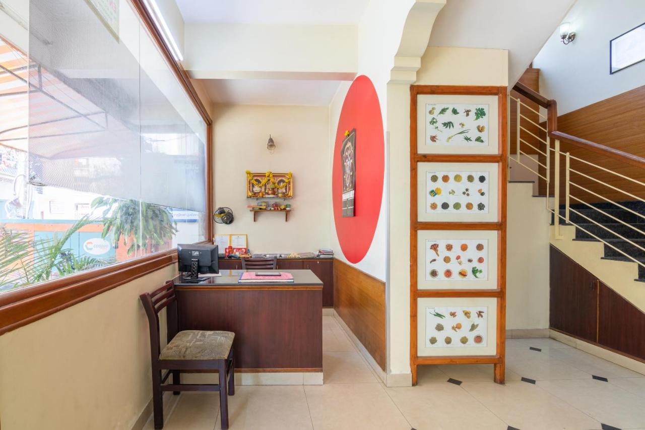 Oyo 10478 Raj Residency Hotell Bangalore Eksteriør bilde