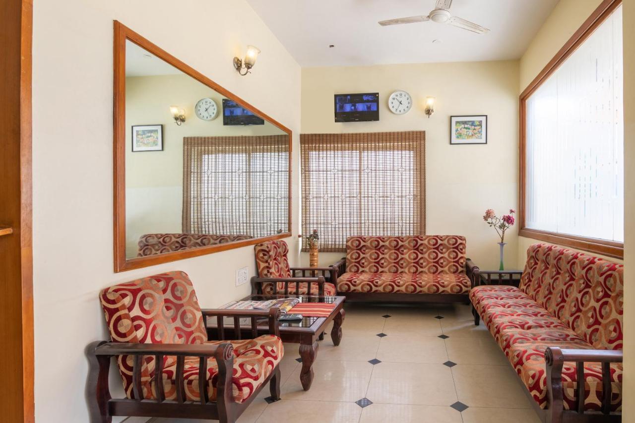 Oyo 10478 Raj Residency Hotell Bangalore Eksteriør bilde