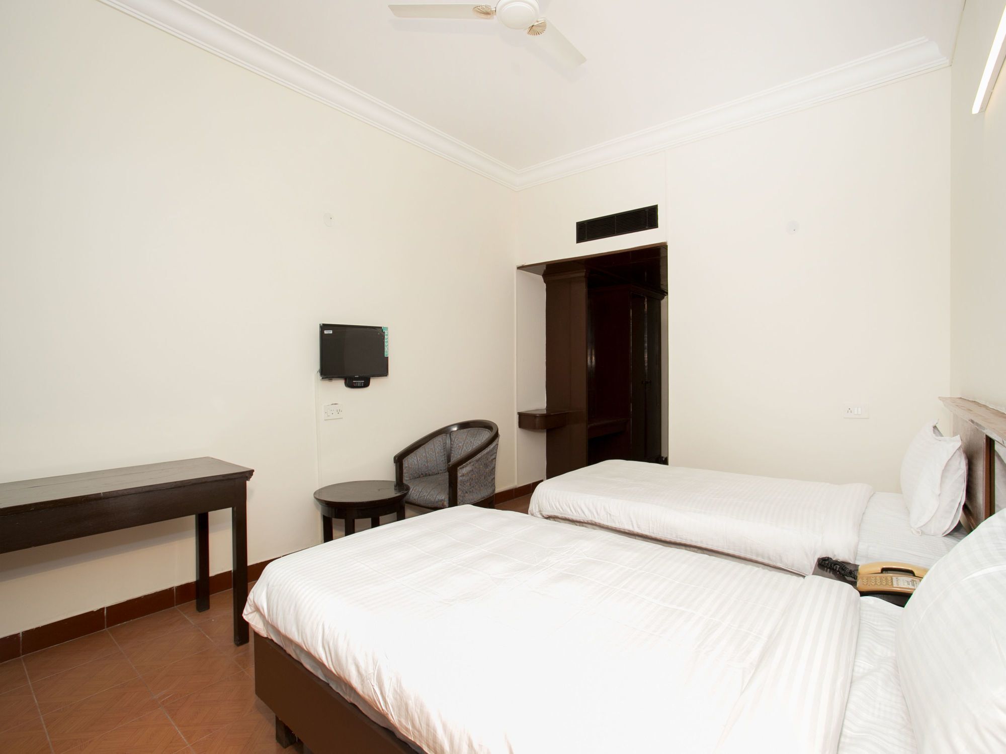 Oyo 10478 Raj Residency Hotell Bangalore Eksteriør bilde