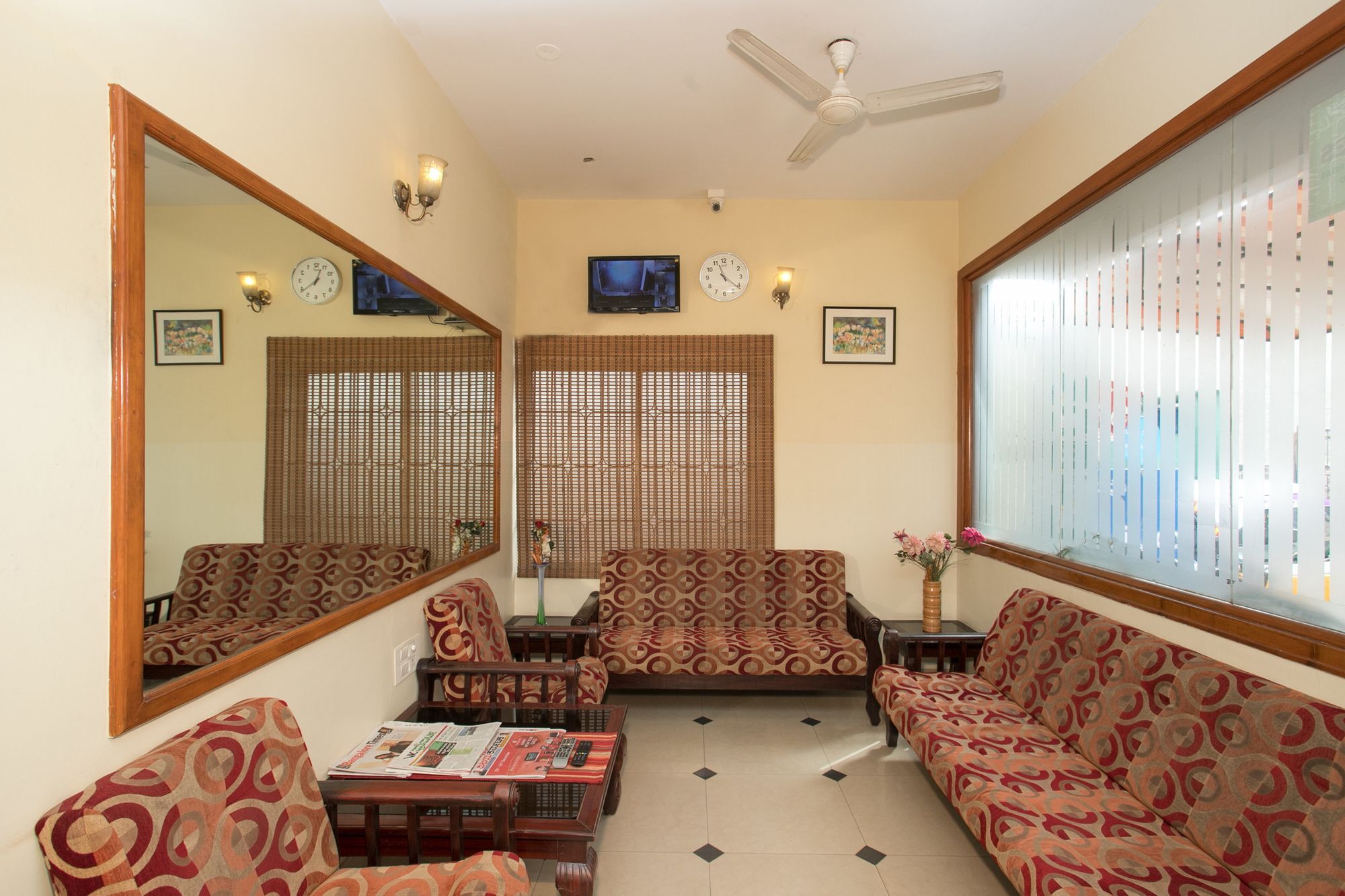 Oyo 10478 Raj Residency Hotell Bangalore Eksteriør bilde