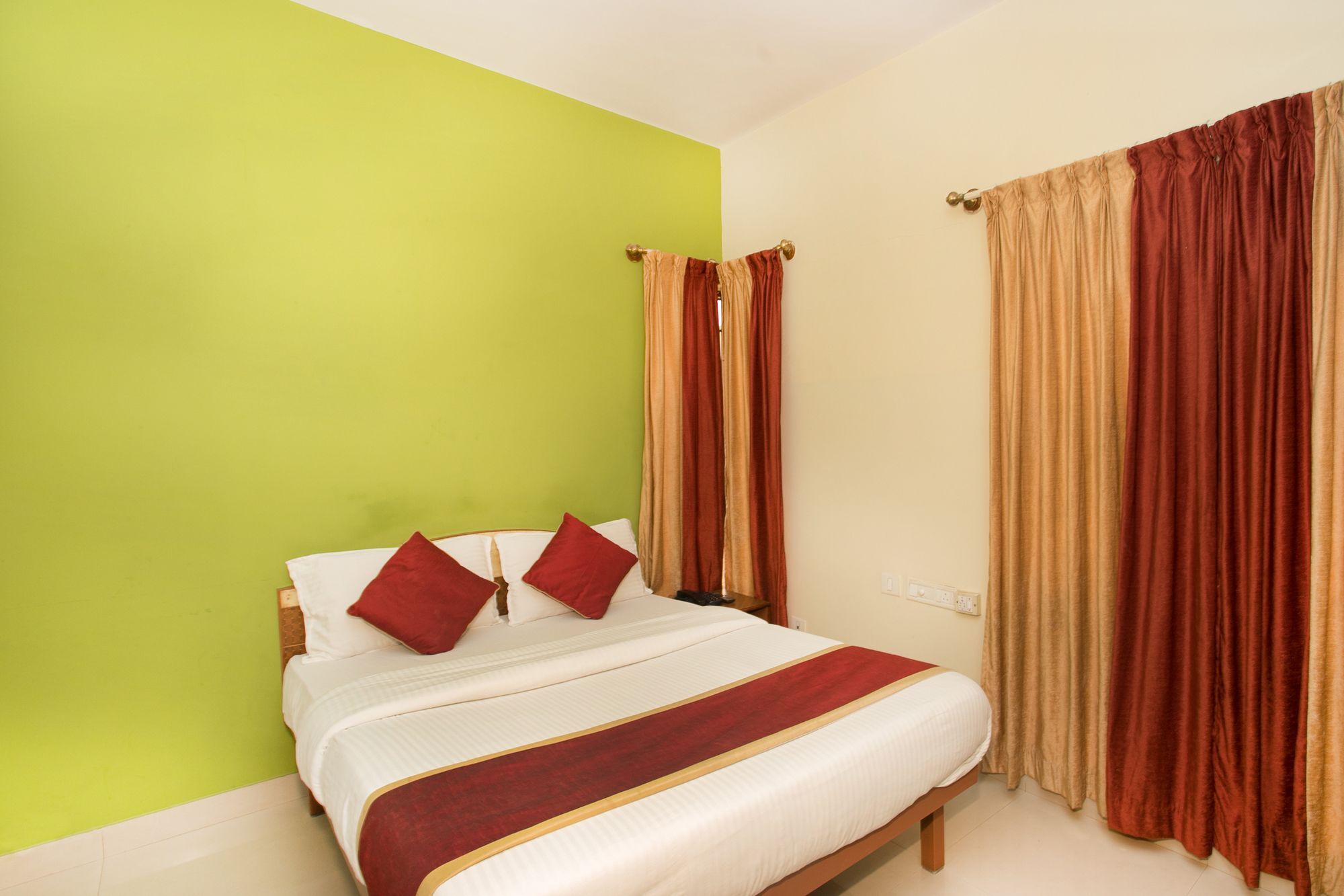 Oyo 10478 Raj Residency Hotell Bangalore Eksteriør bilde